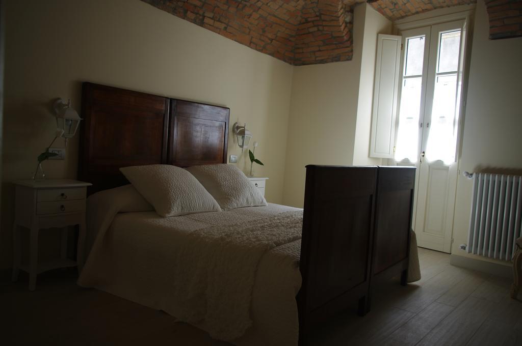 Suites Bobbio Exteriör bild